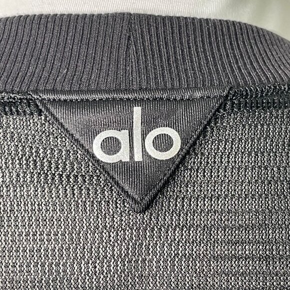 Alo Women's Black Sheer Mesh Long Sleeve Cropped Crewneck Top Size Medium - Picture 6 of 11